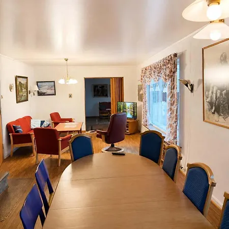 Arctic Group House Near Evenes Airport Laksa